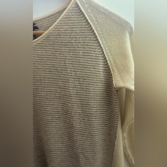 💫100% Cashemire Women’s Oversize Asymmetrical Knit Sweater.Rare FIND - Picture 7 of 11